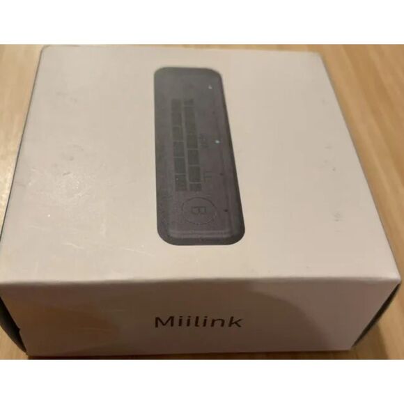 NIB FOUR x1Mii MiiLink Wireless Bluetooth Audio Transmitter PS5-Nintendo Switch - Picture 9 of 10